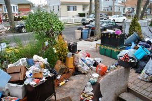 Rosedale trash house is much worse 2