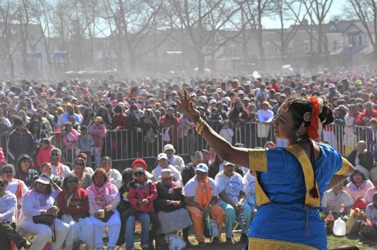Holy holi! Parade draws thousands