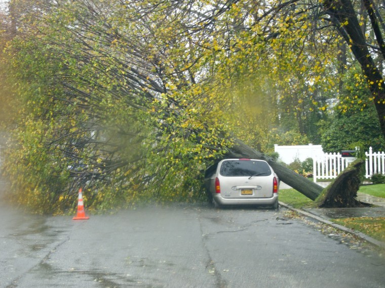 Hurricane Sandy batters Queens, NYC and region