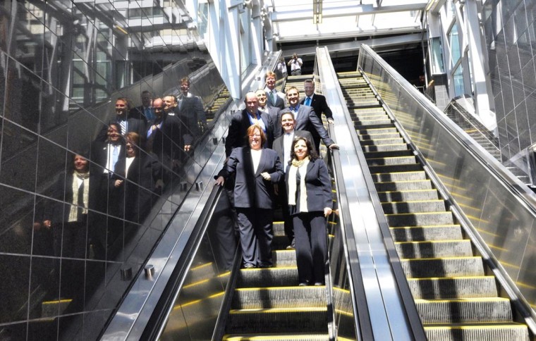 Court Square station opens 1
