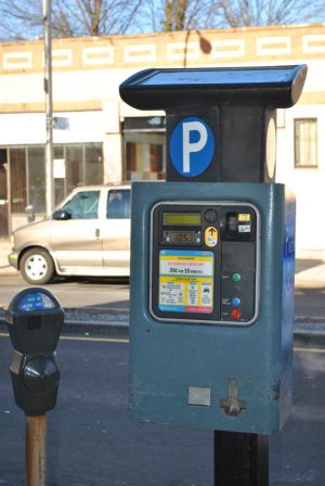 Lame Muni-Meters hassle on Roosevelt 1
