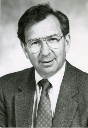 Emanuel Gold, Forest Hills state senator who wrote first 'Son of Sam' law, dies at 77