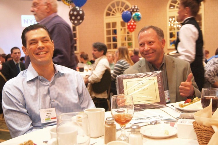 Chronicle wins key newspaper awards