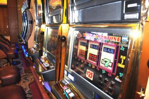 Cuomo casino plan worries Queens legislators