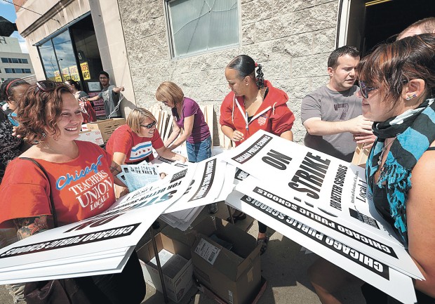 Parents plan for kids if Chicago teachers strike