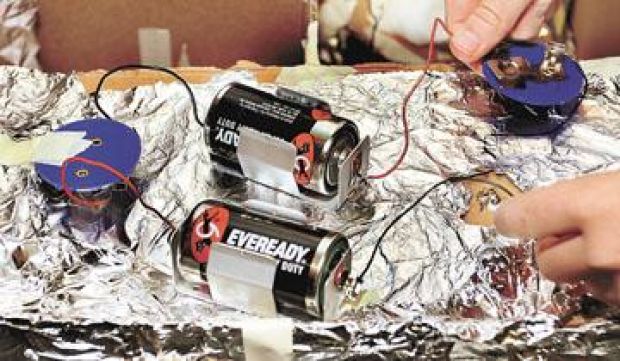 Science project teaches electrical wiring basics : Bettendorf News