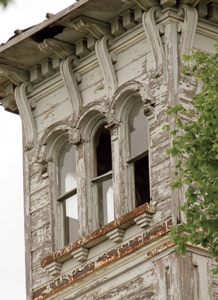 Historic Davenport house placed on Iowa's most endangered list