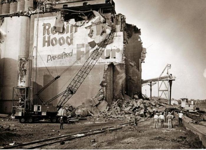 4 died, 5 were hurt in 1975 grain elevator explosion