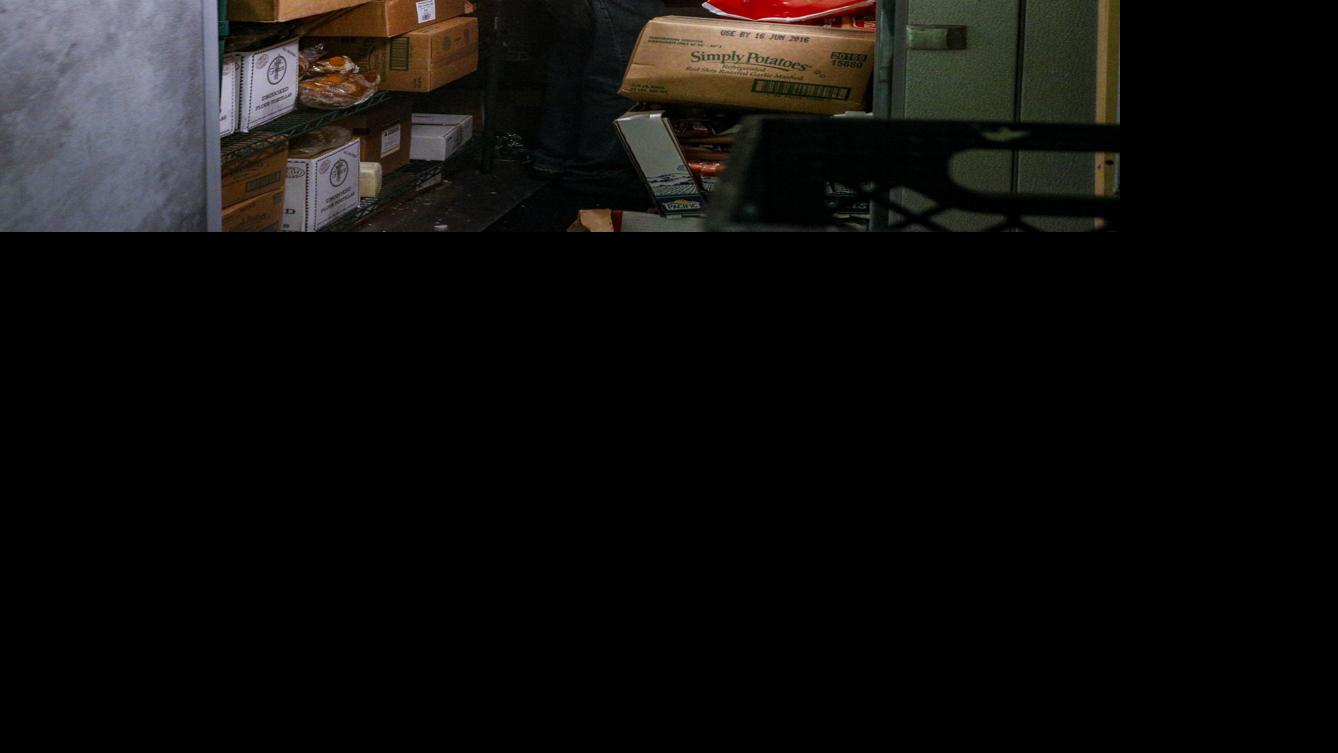 Outback Steakhouse earns recognition for donating fresh food - Quad City Times