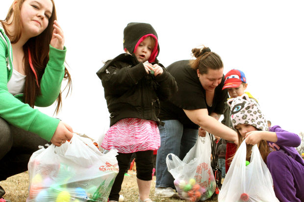 RanchRidersEasterEggHunt5_33013.JPG