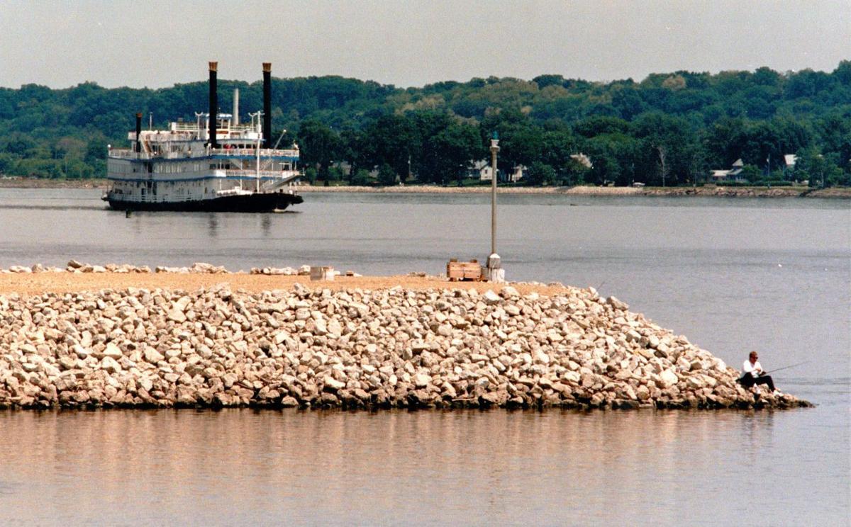 River boat casino in quad cities