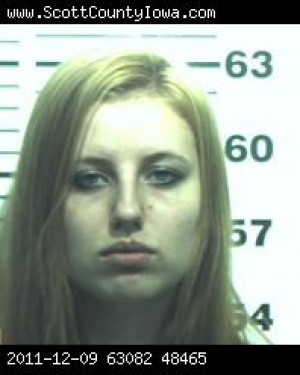 Davenport mom found guilty of injuring child