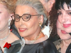 Lena Horne -- Activist and Singer -- Dies at 92