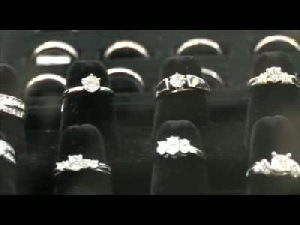 Secondhand wedding rings becoming popular