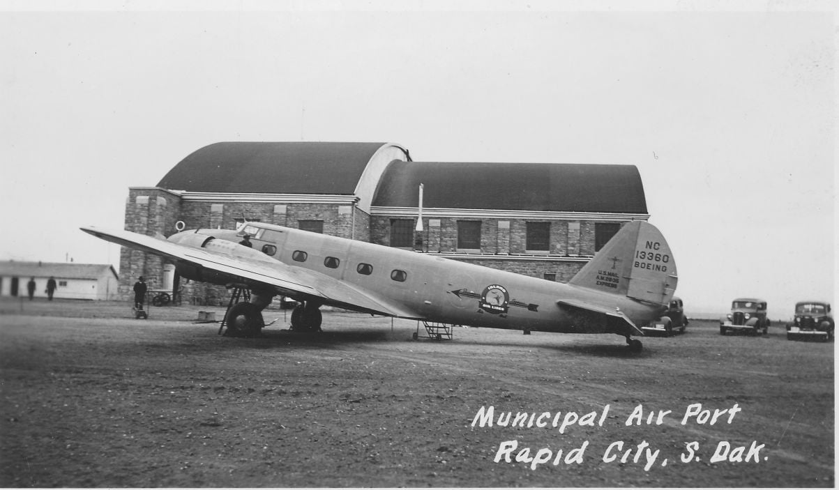 rapid city regional airport arrivals for alliegent airlines may 30