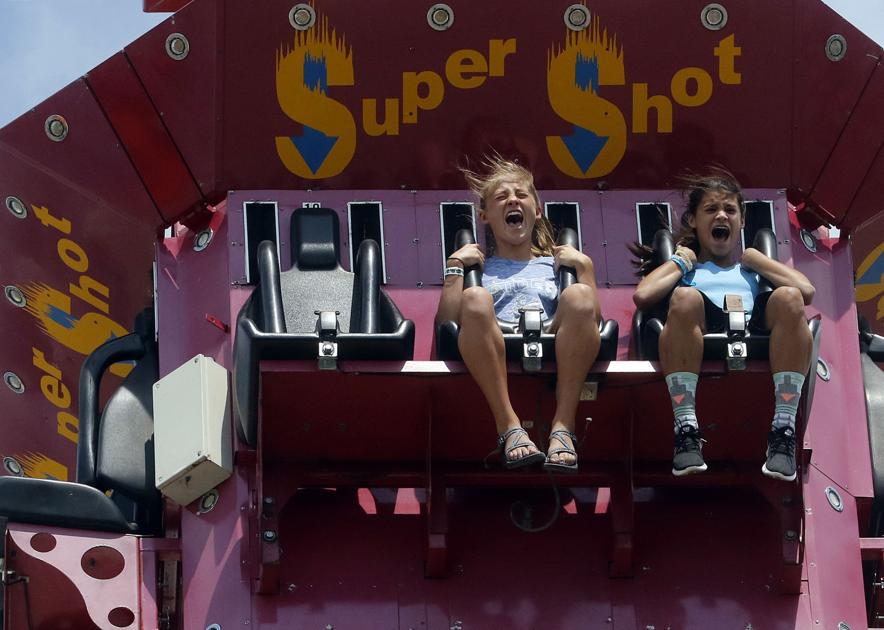WITH VIDEO: Riders stranded on Super Shot at Rosebud carnival - Rapid City Journal
