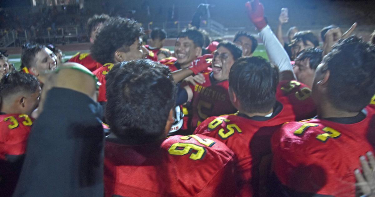 Sundevil Football Clinches District Championship