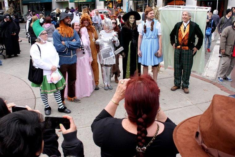 In Salem, cheapskate Halloween costumes are crowdpleasers Salem News