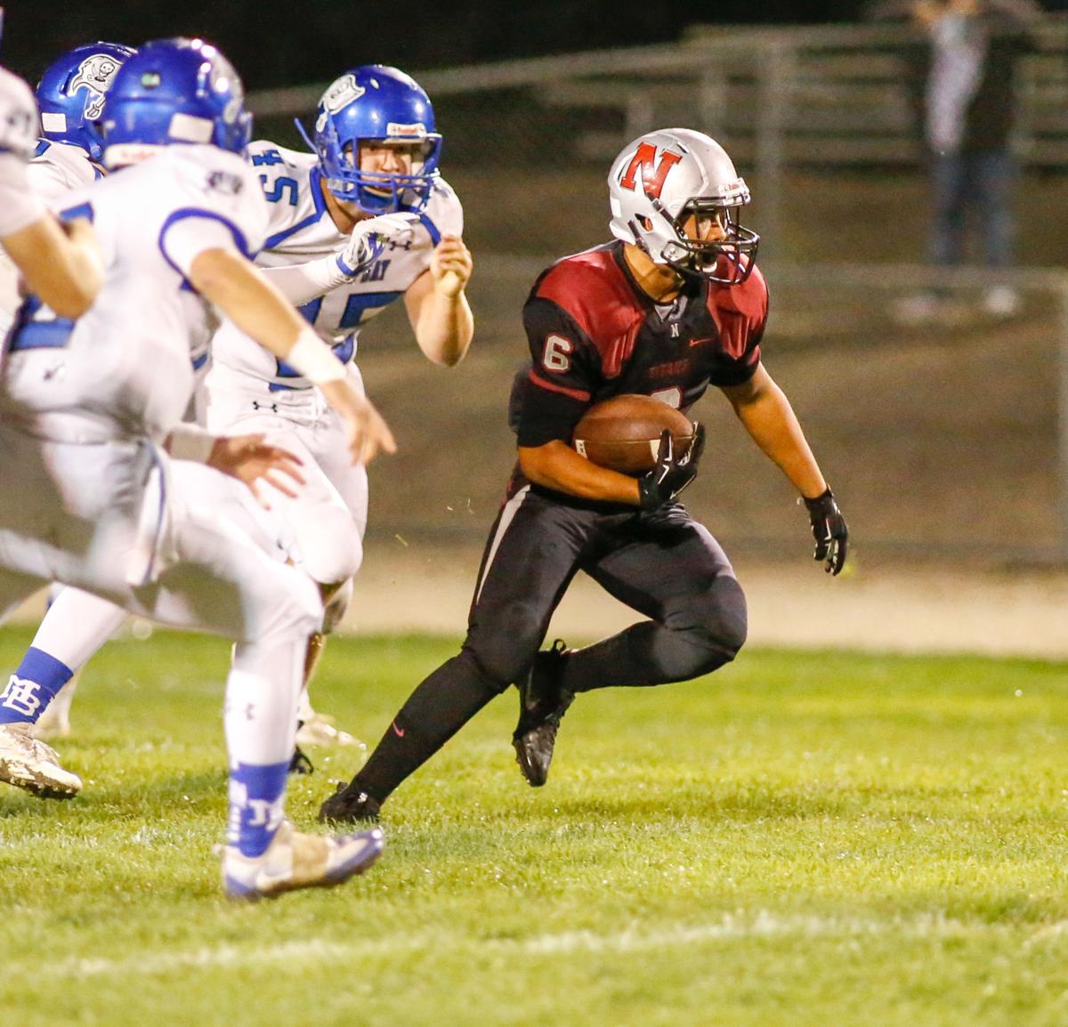 Northern League Titans Rolls To 56 13 Win Over Morro Bay Local Nipomo High School Vs Morro Bay Senior Night