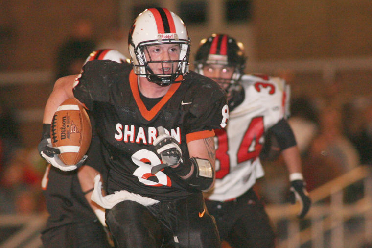 District 10 football playoff pairings are announced Sports