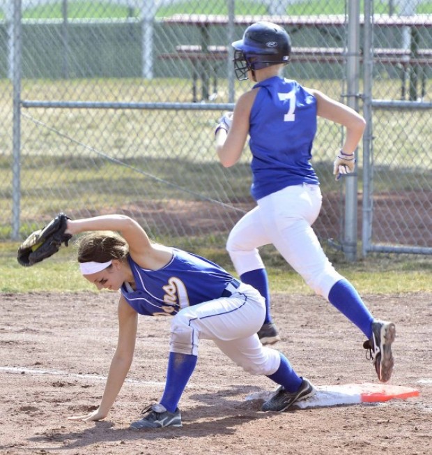 Photos Charter OakUte vs Don Bosco state softball High School