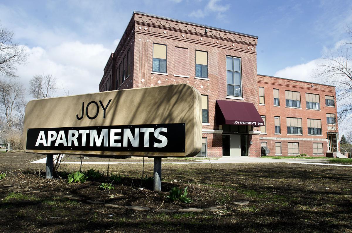Centuryold Sioux City school reopens as Joy Apartments Local