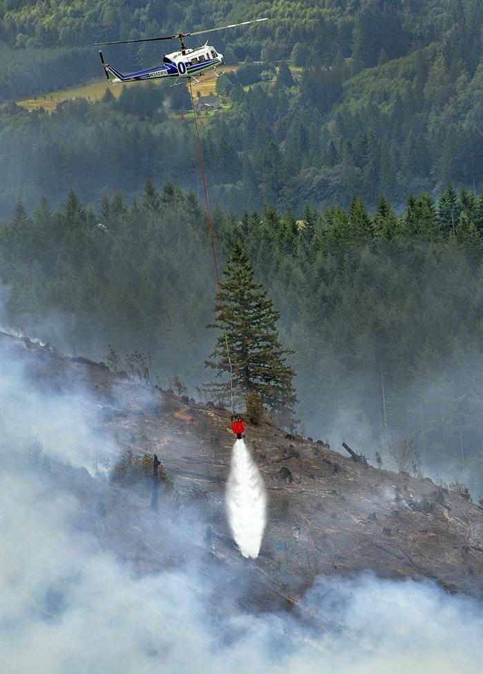 Fire near Woodland continues to grow