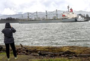 Ship has 25-foot gash; to be towed to Port of Longview