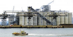 ILWU members finalize port grain terminal contract with EGT
