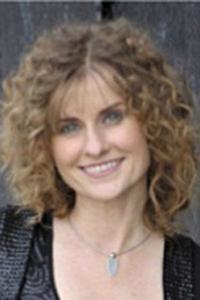 Celtic singer Cathie Ryan to play in Walton