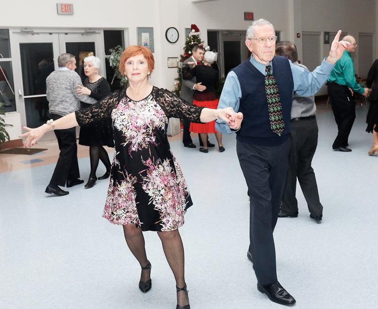 Dance the night away - Maryville Daily Times