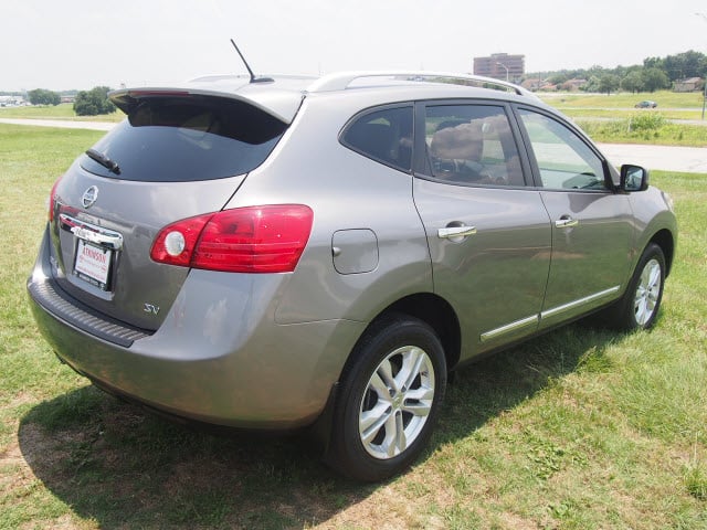 Nissan rogue platinum graphite #9