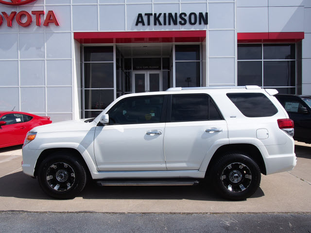2014 toyota 4runner limited blizzard pearl #2