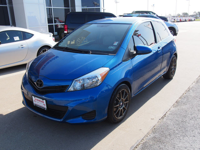 toyota yaris 2012 blazing blue pearl #6