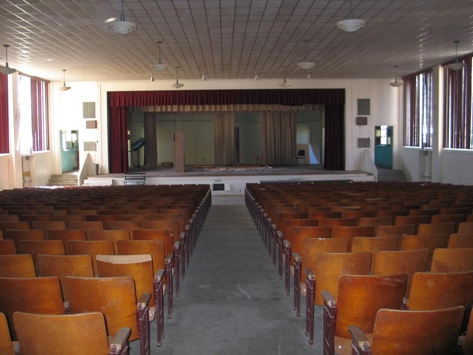 Hearne ISD says last goodbye Old high school set for demolition after