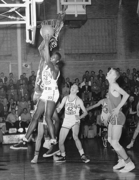Big changes aplenty for SIU, Saluki basketball in 1950s | SIU Century