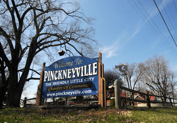 Pinckneyville, Gun City : News