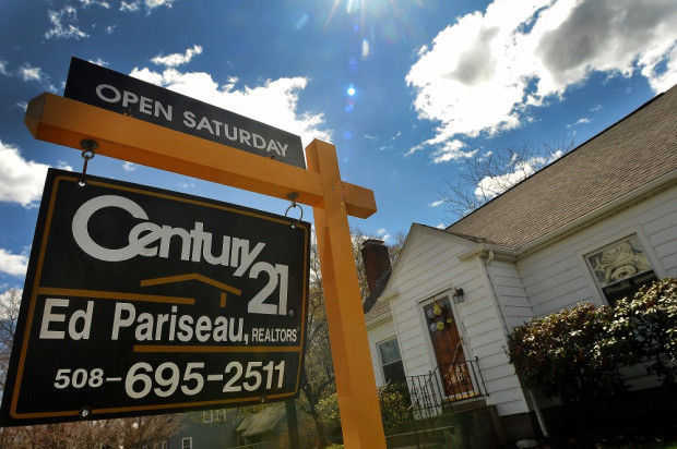 'It's crazy out there': Local real estate market heats up after tough winter - The Sun Chronicle