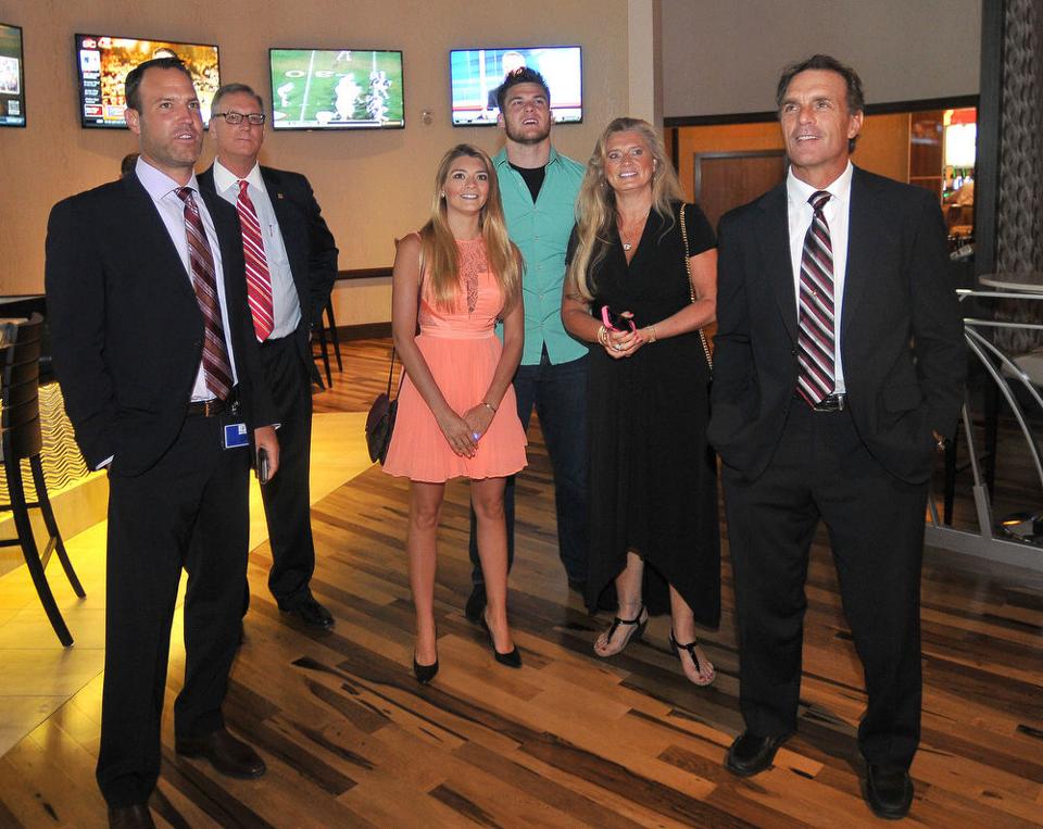 Plainridge Park Casino Doug Flutie Plainridge Park Casino Doug Flutie