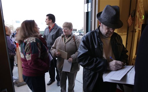 Romney wins Nevada caucuses