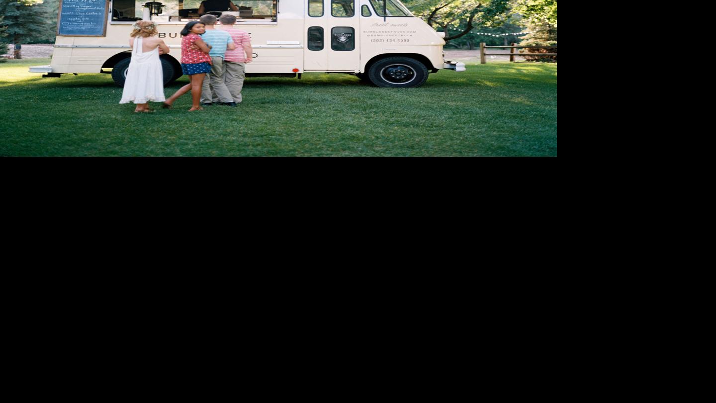 Planning a wedding? Say 'I do' to food trucks - Coos Bay World