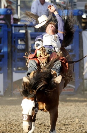 rider Heath Ford takes Central Wyoming Fair & Rodeo title : Rodeo