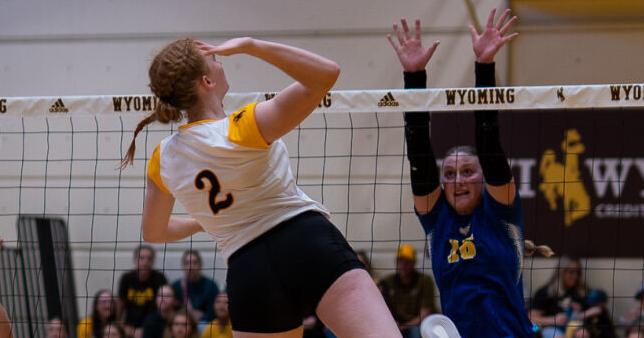 Wyoming Cowgirls volleyball starts Kaylee Prigge era with style points