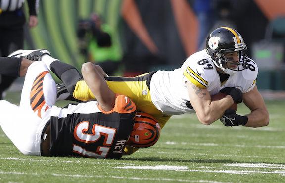 Steelers release veteran tight end