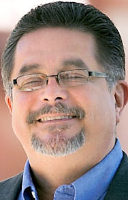 Pima County Board of Supervisors, District 5: Elías cites jobs-help history; Gonzales says he'll do more
