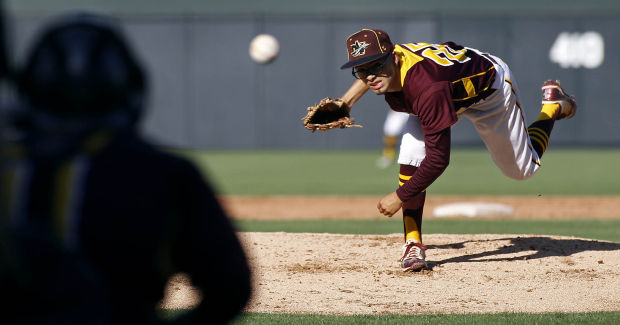 Nogales vs Greenway Baseball