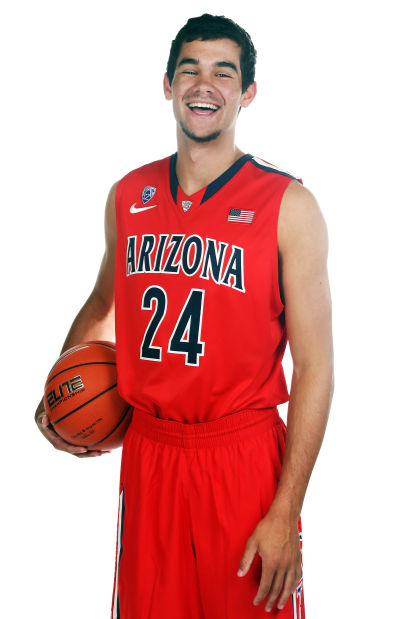 Arizona freshman Elliott Pitts