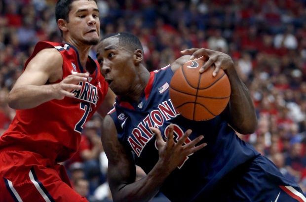 Arizona freshman Elliott Pitts