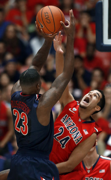 Arizona freshman Elliott Pitts