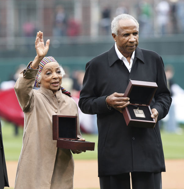 Frank Robinson, Ruby Dee